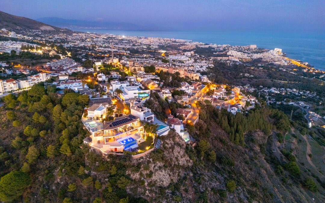 Invertir en Propiedades en la Costa del Sol: Las Cuatro Zonas Clave que Marcan la Diferencia